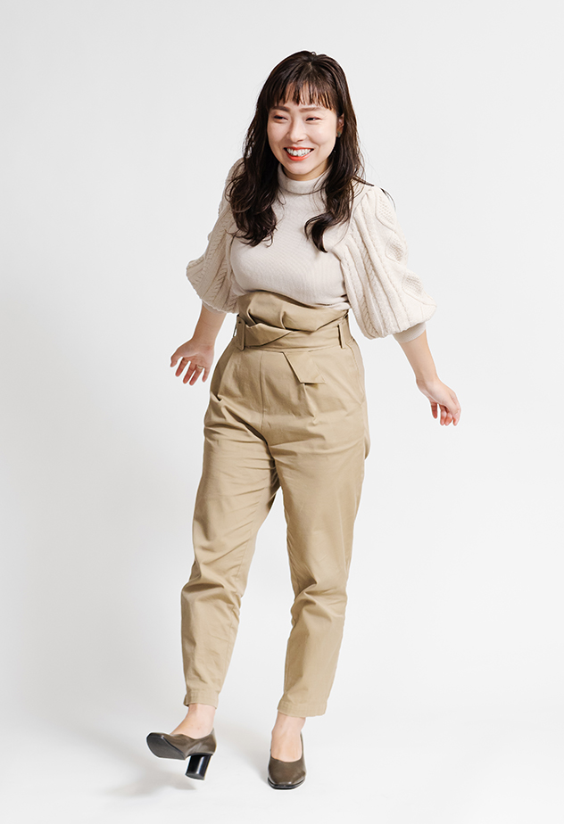 岡田 麻里奈